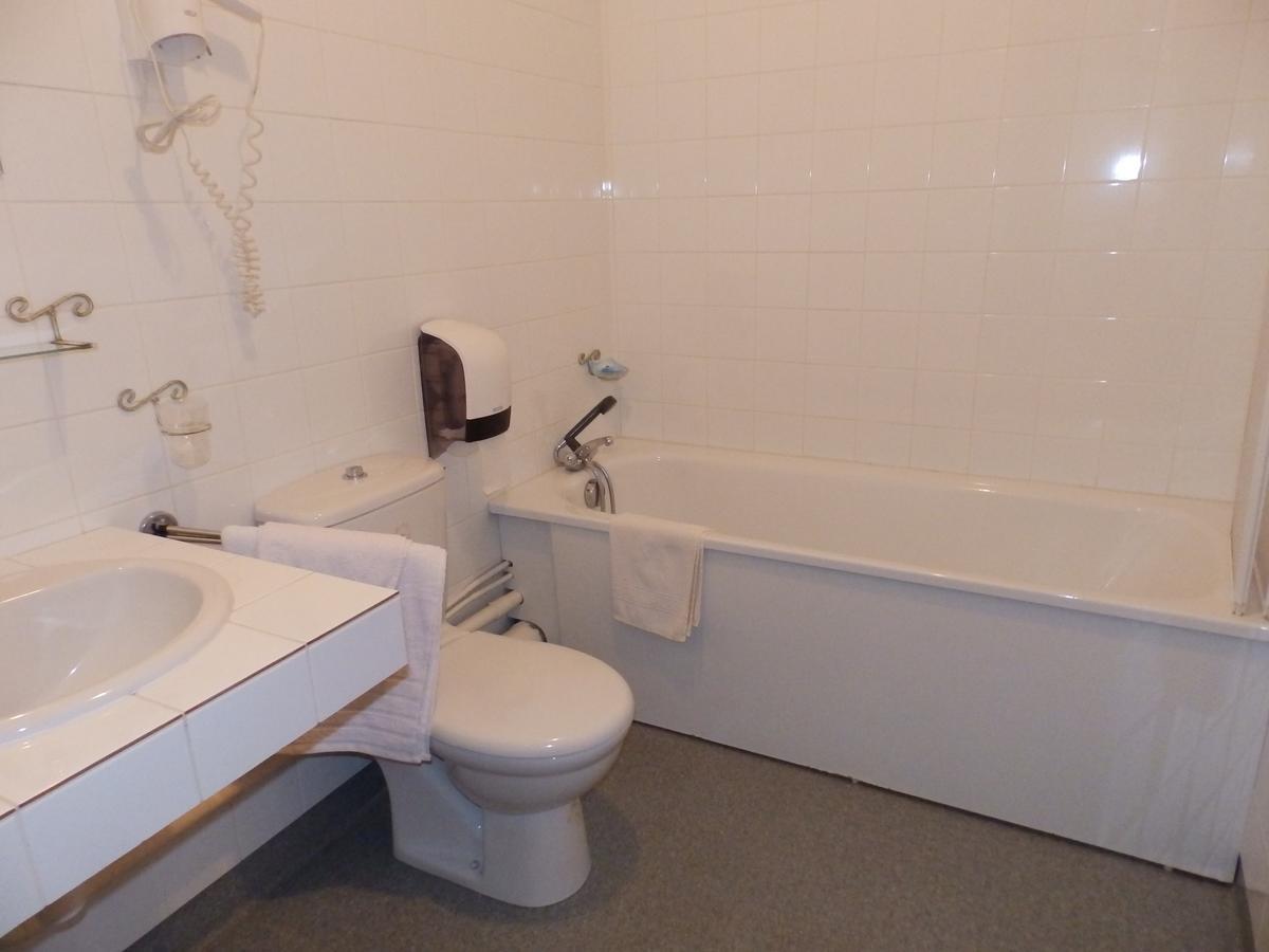 La Fontaine Aux Loups Hotel Saint-Sulpice-le-Dunois Eksteriør billede