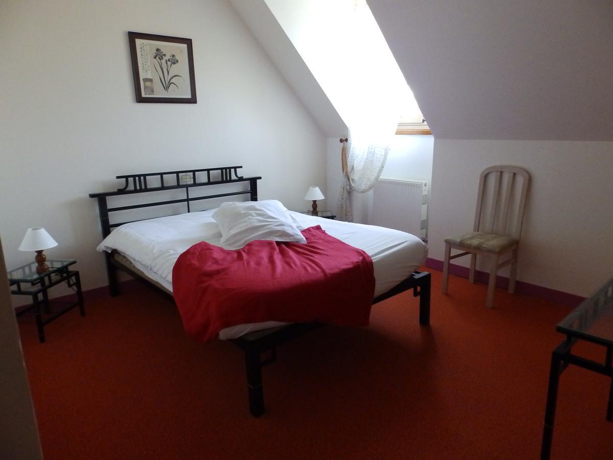 La Fontaine Aux Loups Hotel Saint-Sulpice-le-Dunois Eksteriør billede